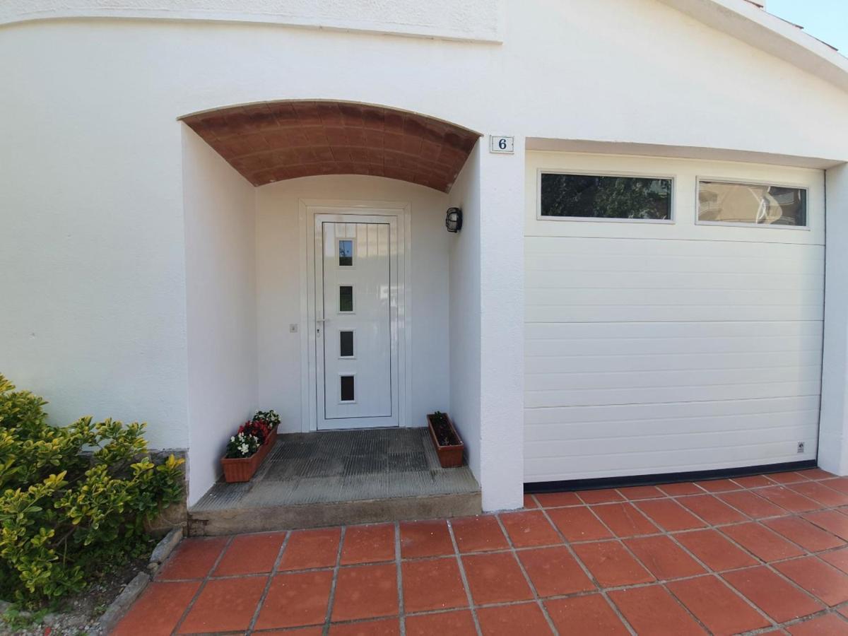Holiday Home Villa Guapa L'Estartit Luaran gambar