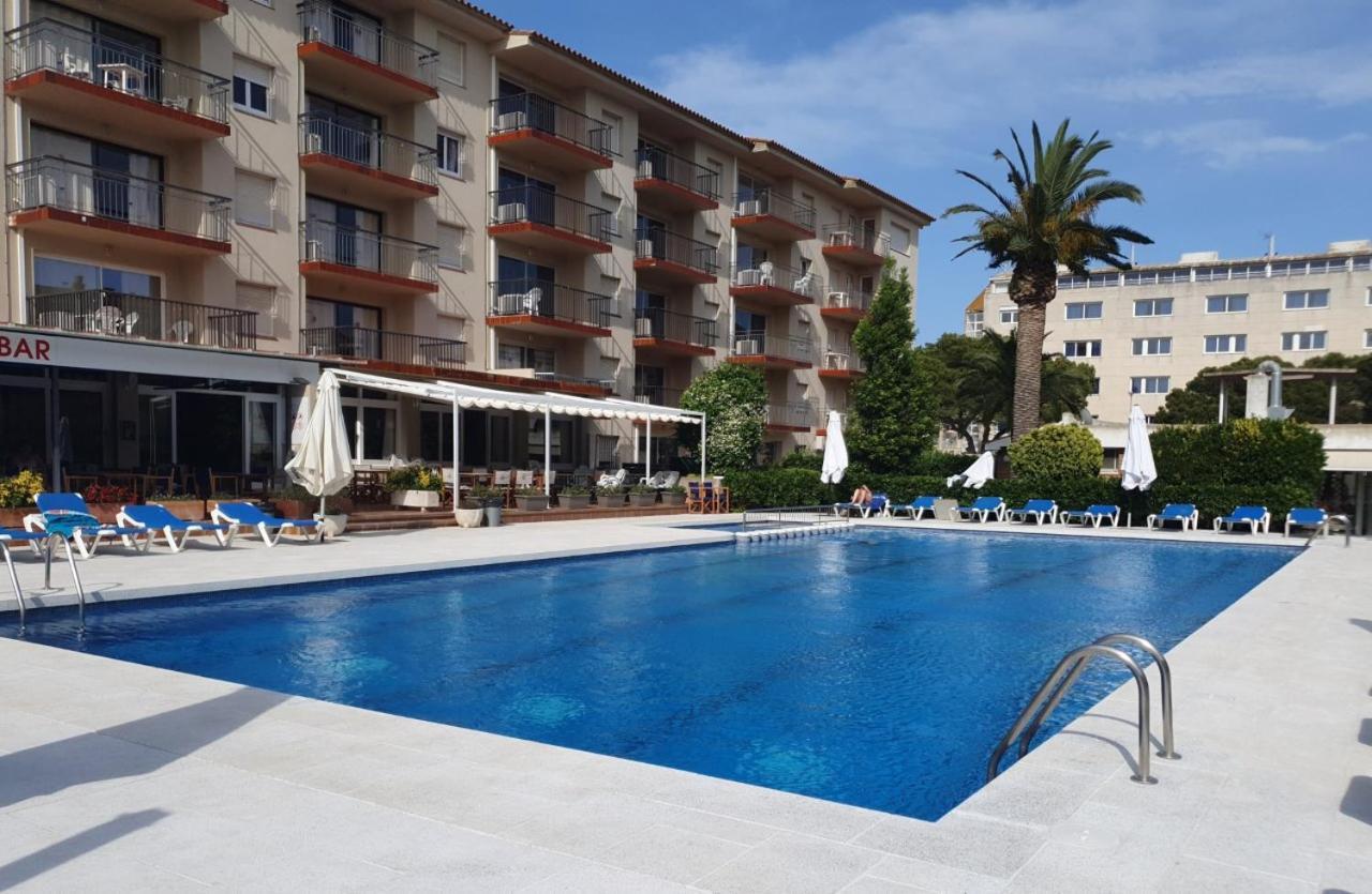 Holiday Home Villa Guapa L'Estartit Luaran gambar